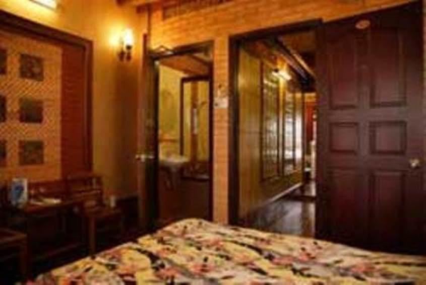 Bi Saigon Hotel Ho Chi Minh City Exterior photo